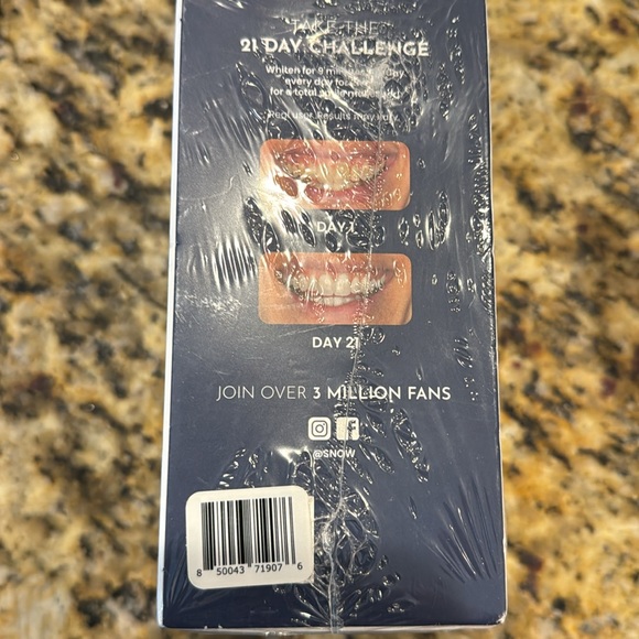 Snow the original teeth whitening Kit new in sealed box - Picture 4 of 4